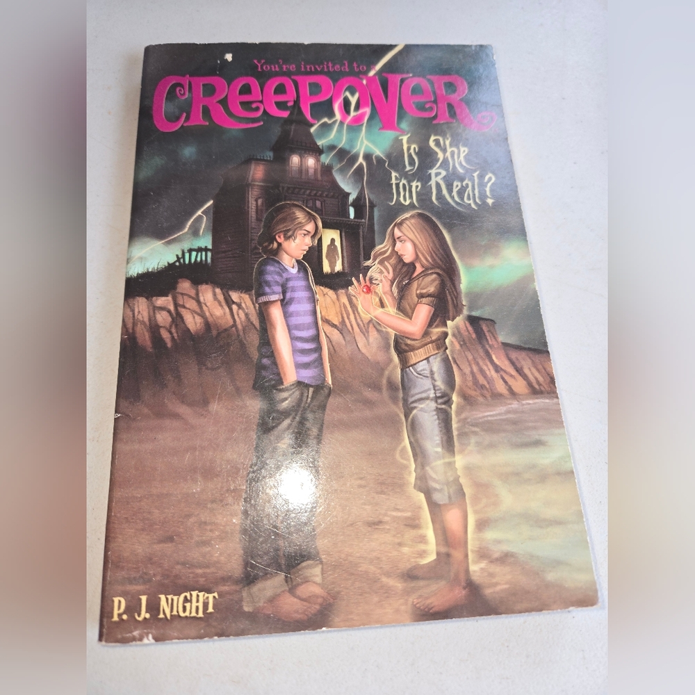 IS SHE FOR REAL? You’re Invited to a Creepover Ser. #7 Is She For Real? VG